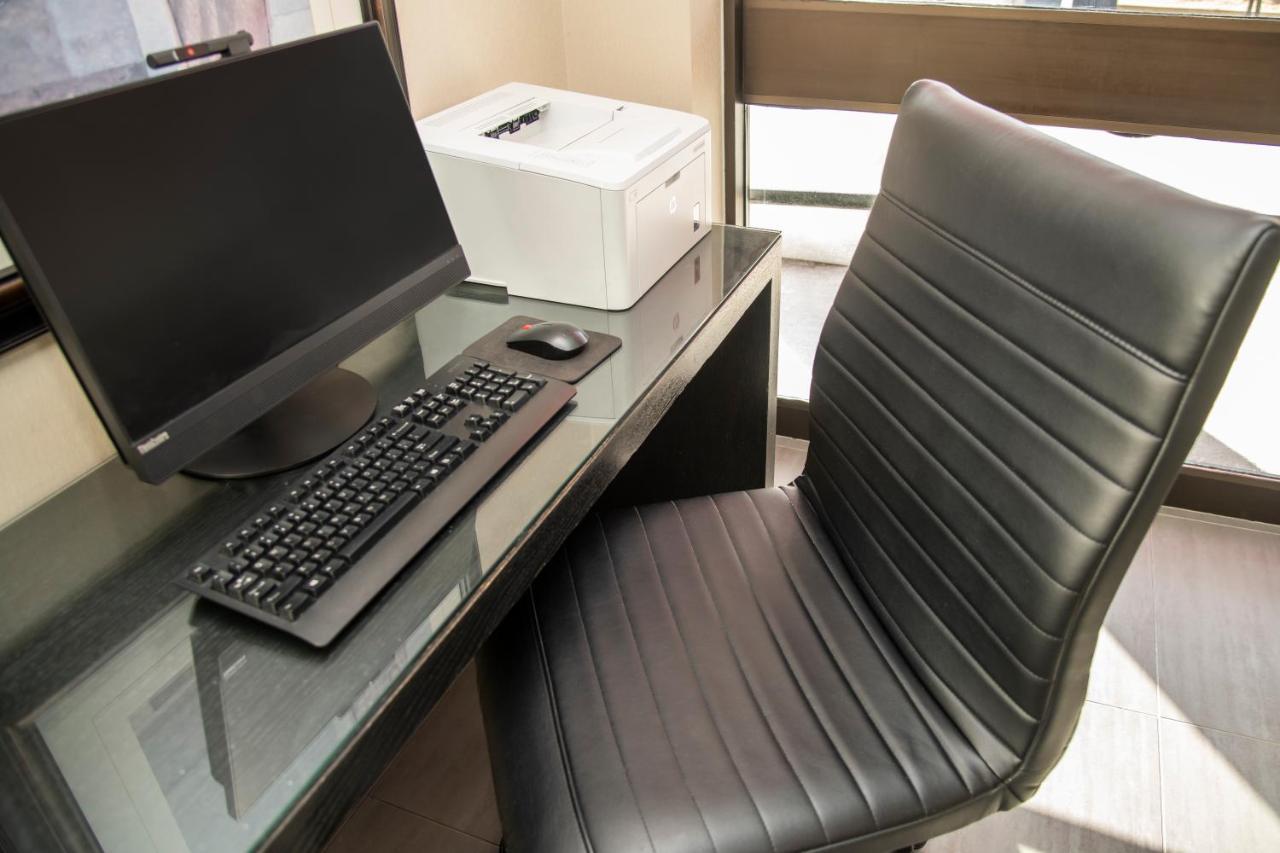 Comfort Inn West Отава Екстериор снимка