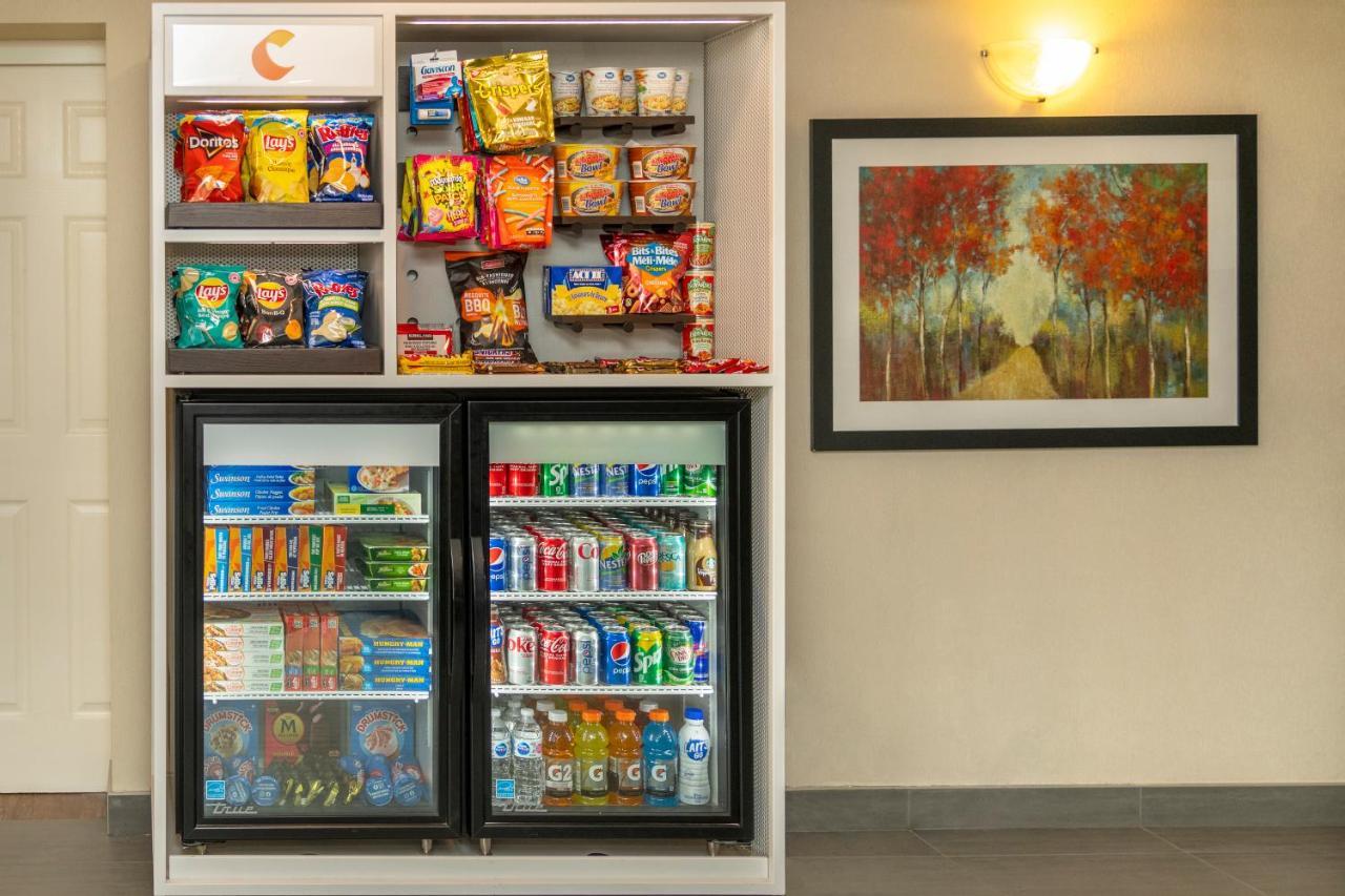 Comfort Inn West Отава Екстериор снимка